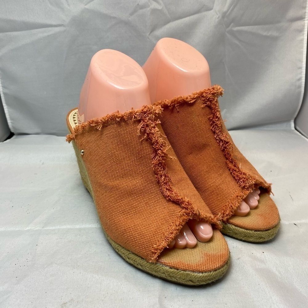 Circus Sam Edelman Denim like raw edge wedge sandals size 8